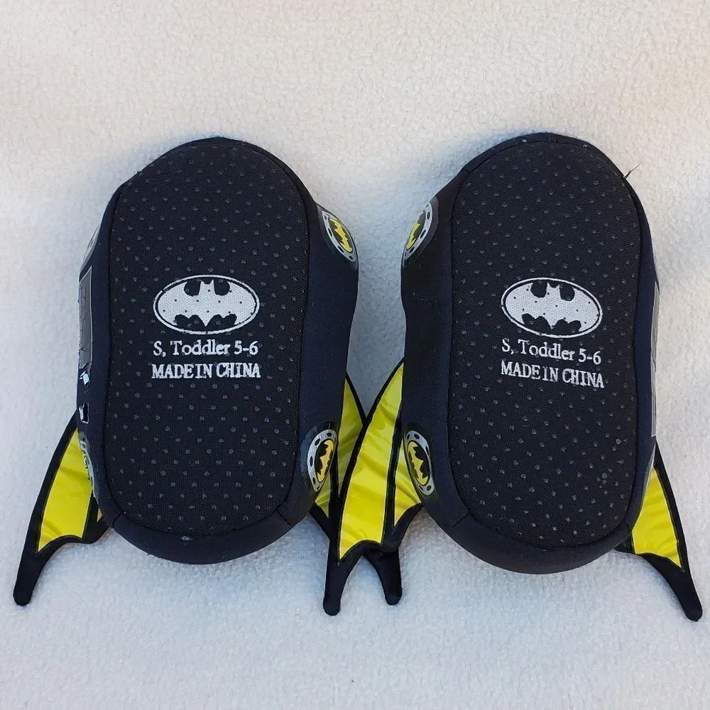 Batman black and yellow sock top plush slippers